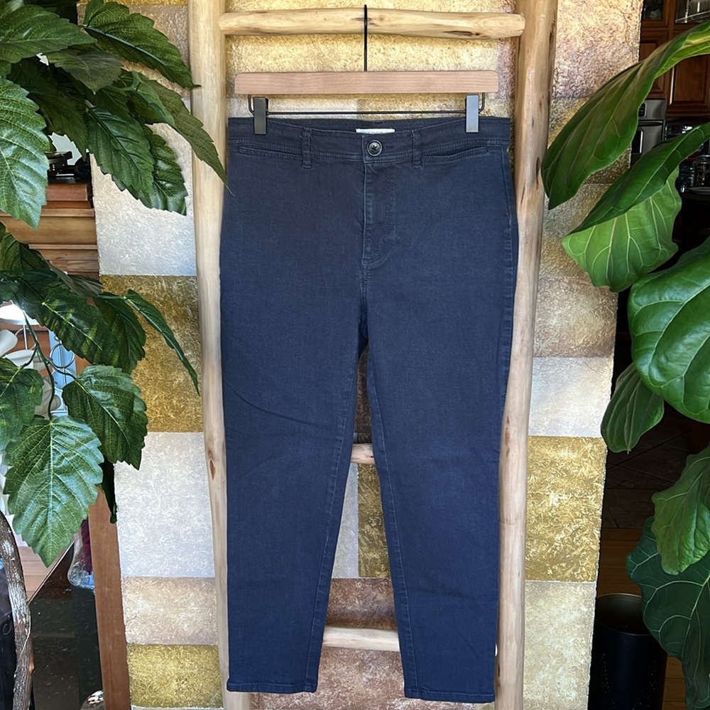 Loft Women’s Charcoal Grey Cropped Skinny Jeans With Pockets, Size 8 Petite